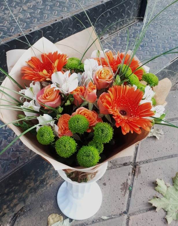 Букет цветов из: Герберы, Хризантемы, Альстромерии и Розы в Иноземка