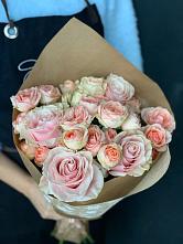 Букет цветов из:  Хризантемы и Розы в Иноземка