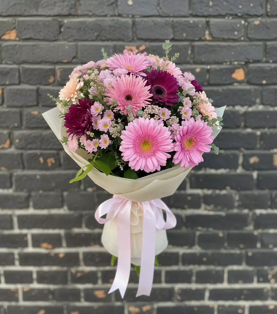 Букет цветов из: Герберы и Хризантемы в Иноземка