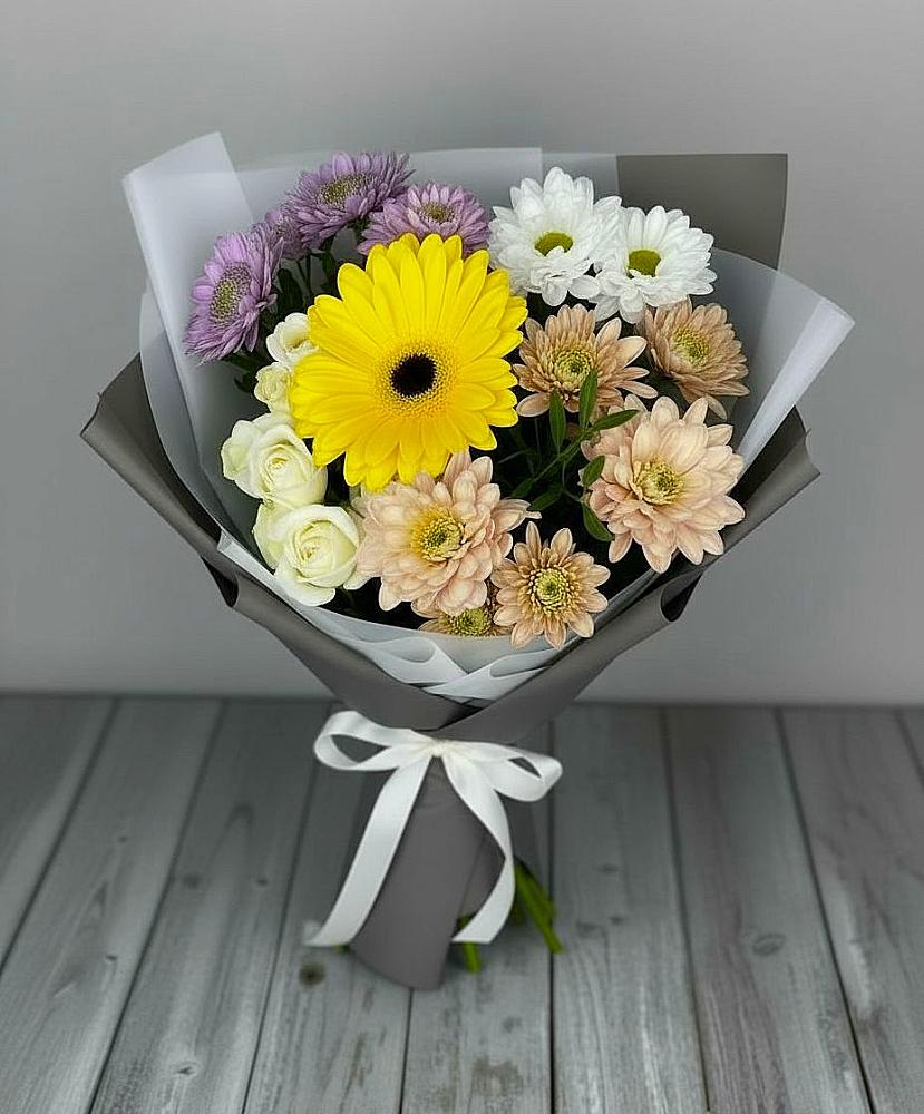 Букет цветов из: Розы, Герберы и Хризантемы в Иноземка