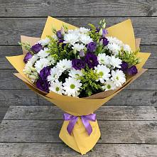 Букет цветов из:  Ирисы, Хризантемы и Ромашки #REPLACE_PRED# Иноземка