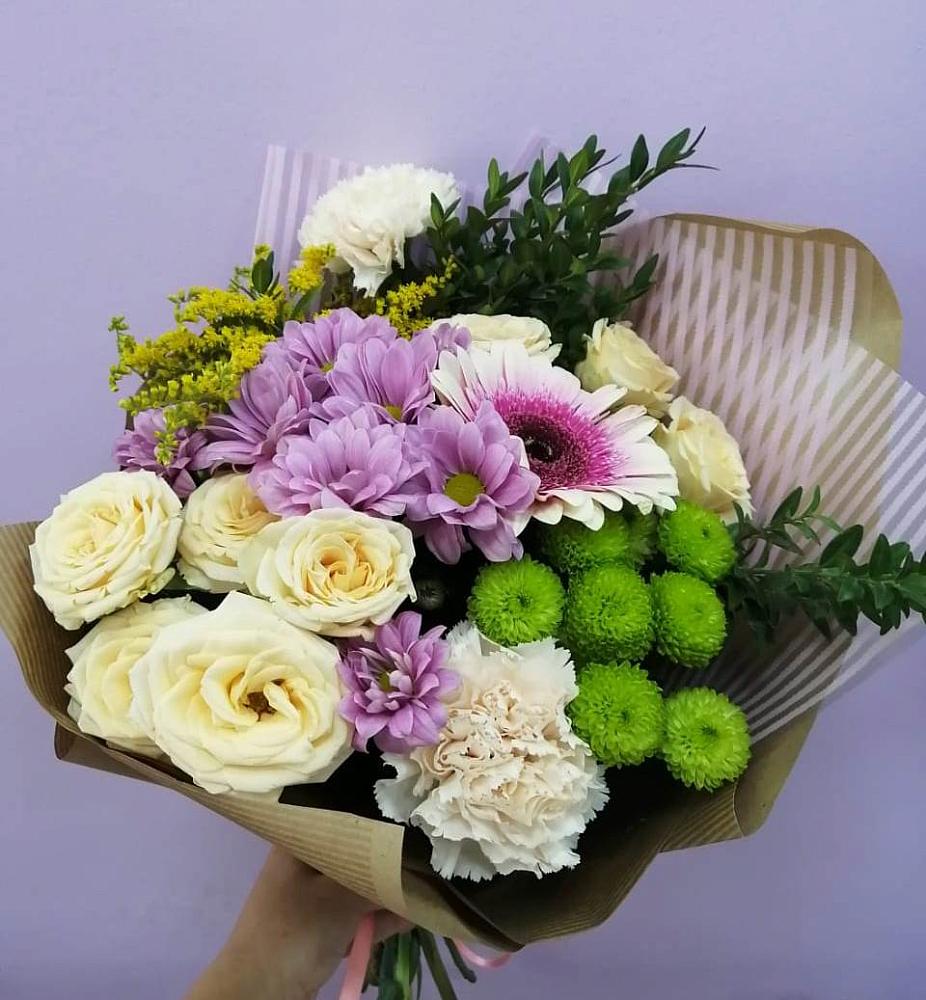 Букет цветов из: Хризантемы, Розы, Гвоздики и Герберы в Иноземка