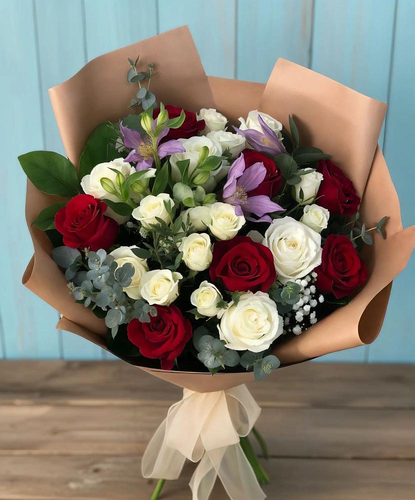 Букет цветов из: Розы и Альстромерии в Иноземка